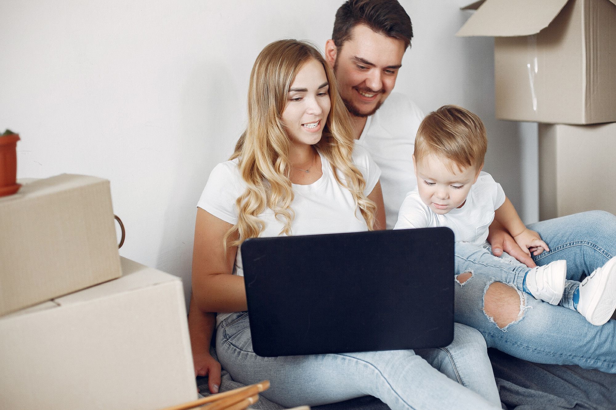 Servicios para el demandante. Acanto Servicios Inmobiliarios S.L. en Sevilla